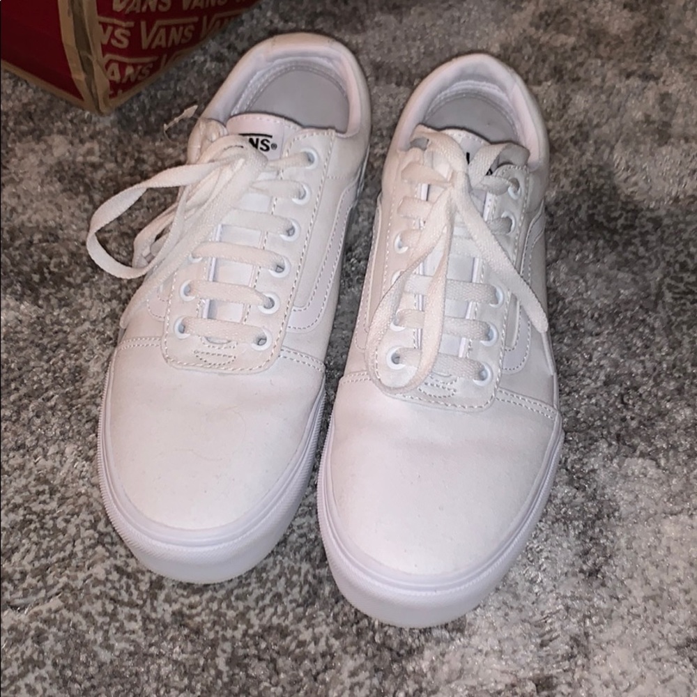 VANS Old Skool platform white sneakers - Picture 2 of 6
